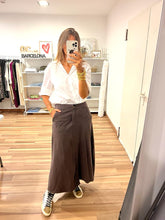 Load image into Gallery viewer, Black Skirt